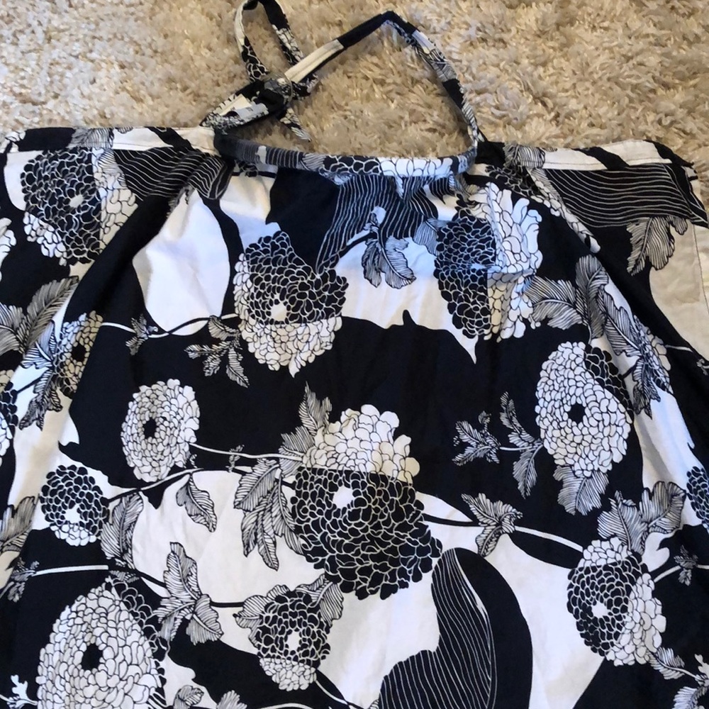 Nursing Cover Up - Picture 3 of 5